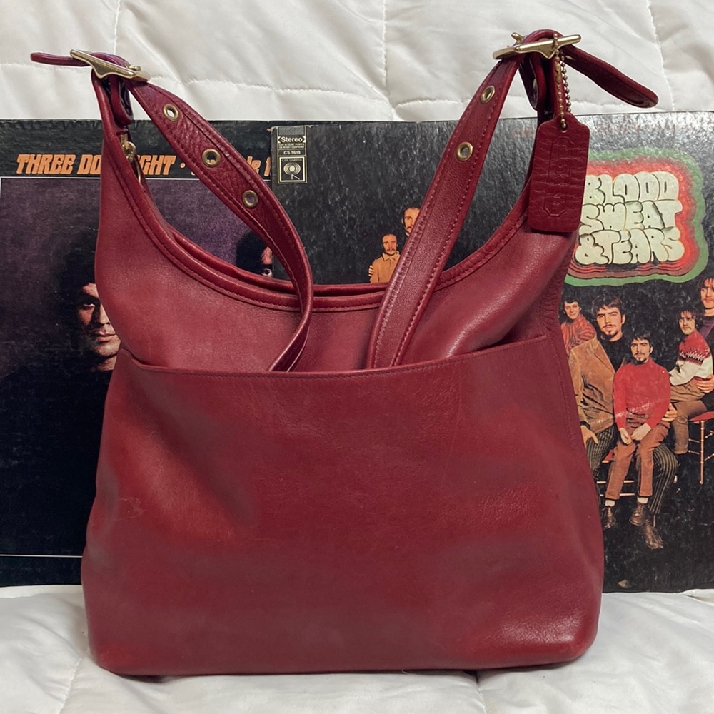 Red Vintage COACH shoulder bag!!!!!